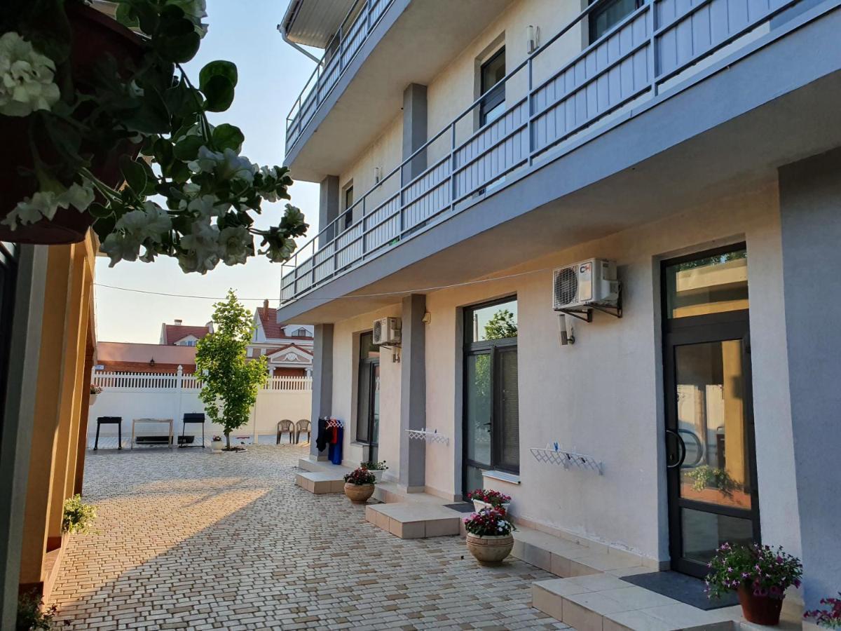 Aleksandriya Hotel Черноморск Екстериор снимка