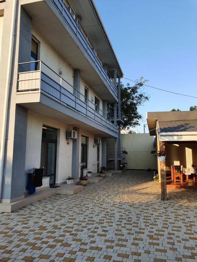 Aleksandriya Hotel Черноморск Екстериор снимка