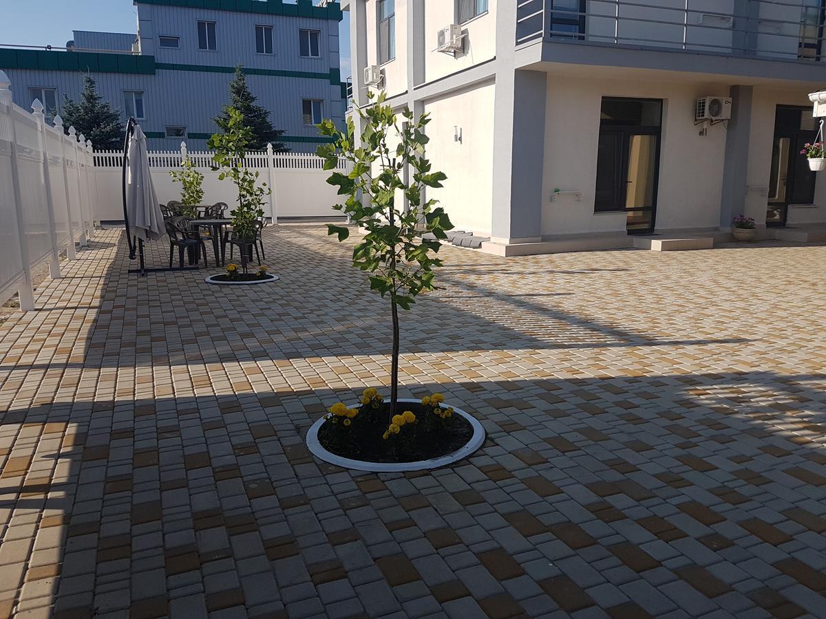 Aleksandriya Hotel Черноморск Екстериор снимка